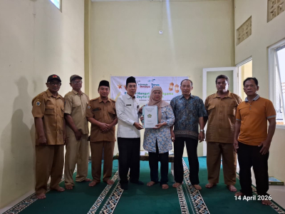 KUA Kedamean Fasilitasi Ikrar Wakaf Lahan Pendidikan dan Musholla
