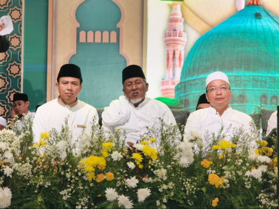 Hadir Bersama Ribuan Jamaah, Kemenag Gresik Komitmen Rawat Harmoni dan Kebersamaan
