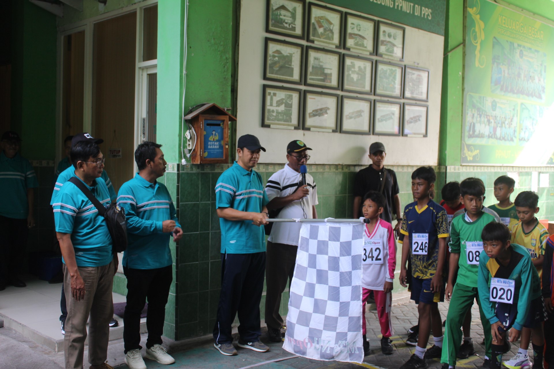  MTs-NU Gresik Gelar Perlombaan Atletik Mini Tingkat MI/SD Se-Kabupaten Gresik