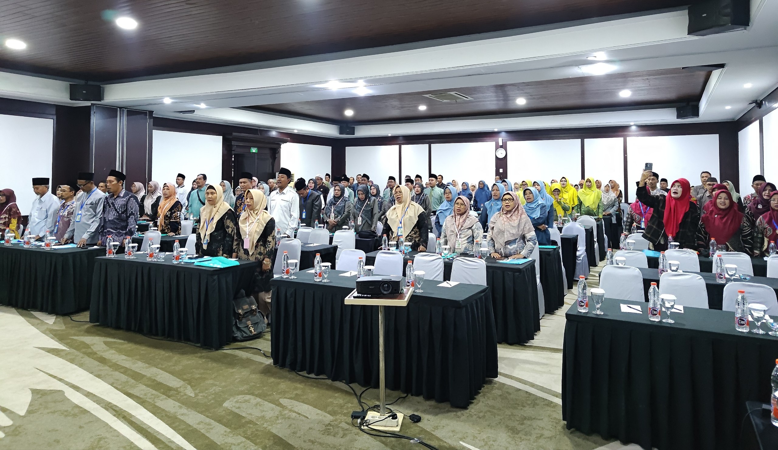 Kemenag Gresik Perkuat SDM Madrasah: Guru MI Sidayu Ikuti Workshop Pembelajaran Mendalam dan Kurikulum Berbasis Cinta