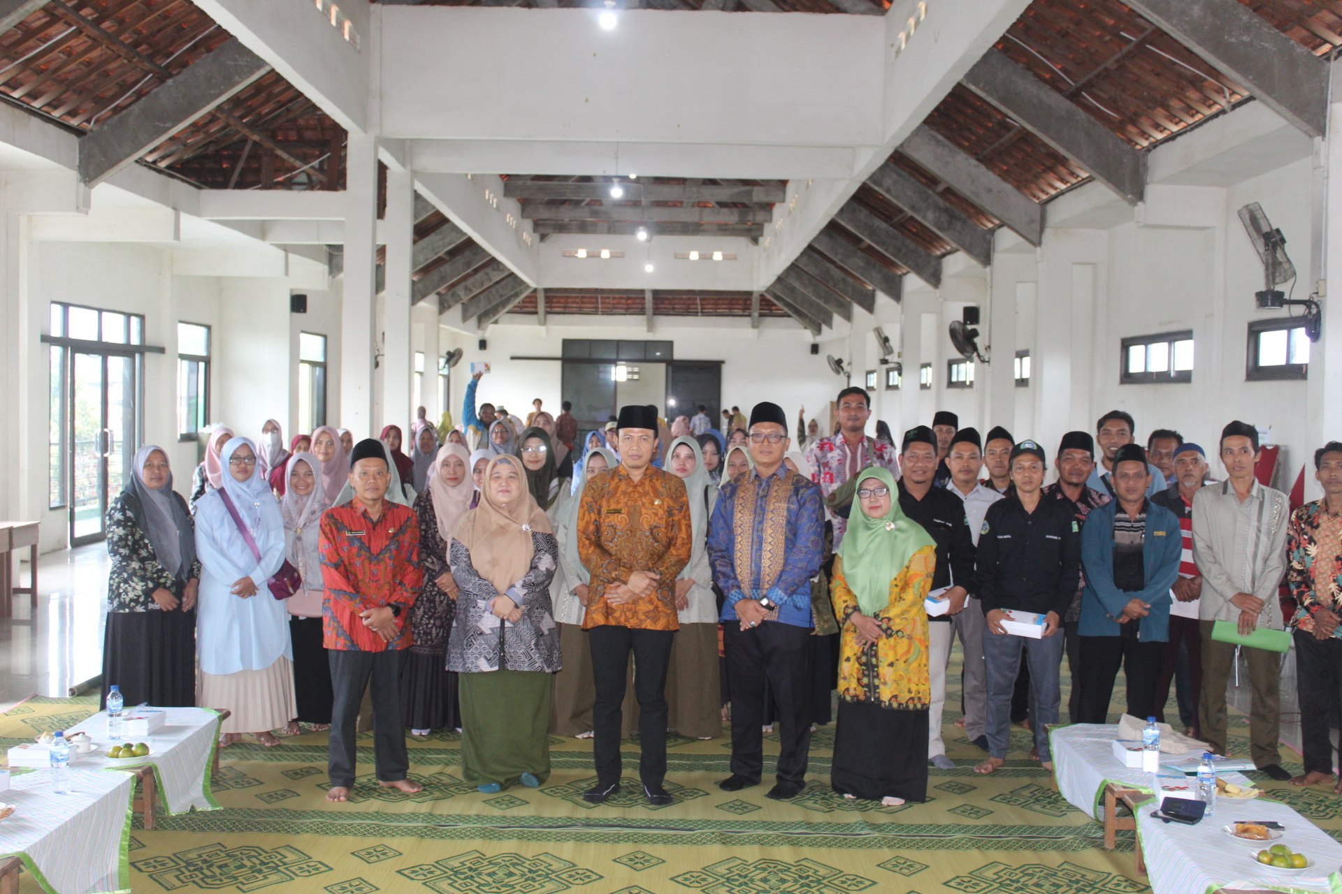 Kemenag Gresik Salurkan Dana Insentif untuk 123 Guru Madrasah Non-ASN Kecamatan Dukun dan Panceng
