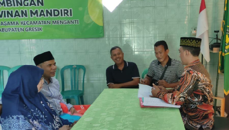 KUA Menganti Gelar Fasilitasi Ikrar Wakaf Tanah 327 M² untuk Masjid Baitussalam
