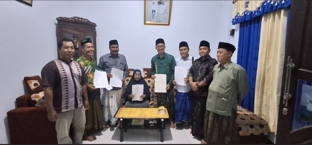 KUA Sidayu Fasilitasi Ikrar Wakaf Rumah dan Tanah di Desa Golokan Sidayu