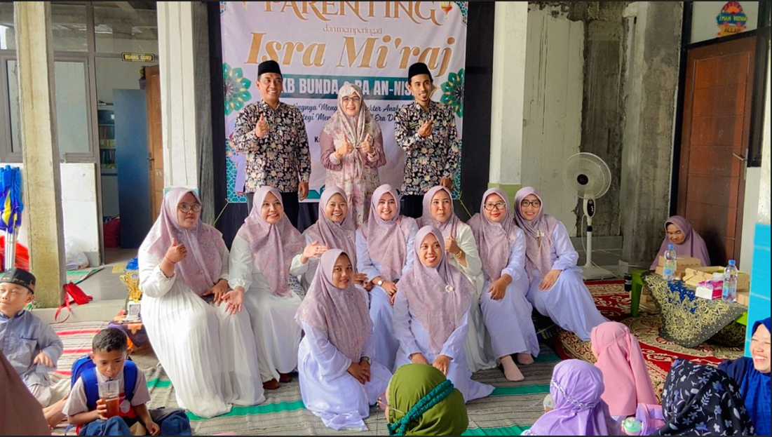 Penyuluh Agama Islam KUA Menganti Beri Bimbingan Parenting di RA An Nisa’ Gempolkurung