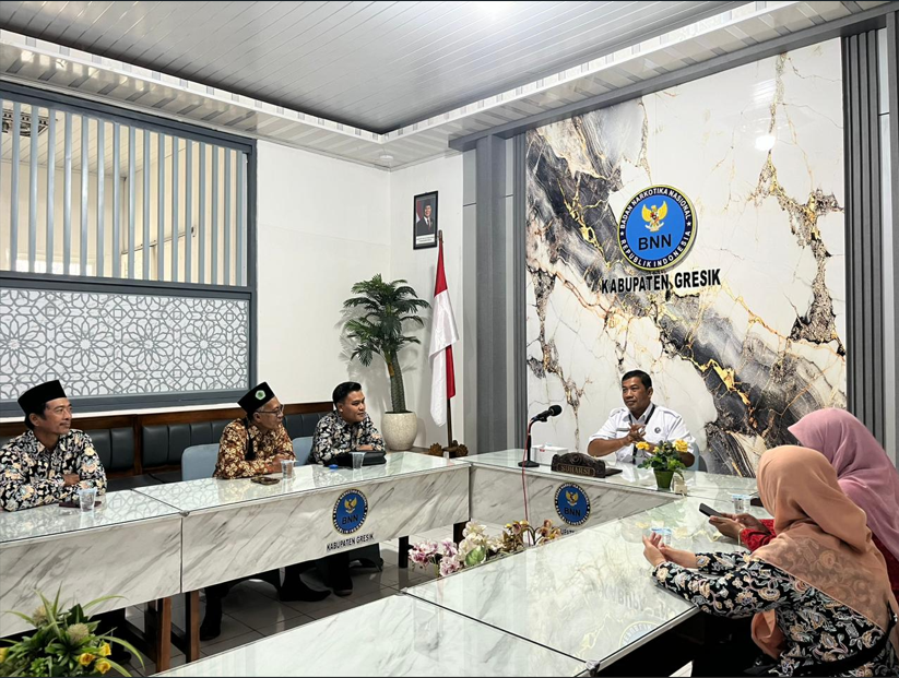 Penyuluh Agama Islam KUA Sidayu dan BNN Kabupaten Gresik Susun Langkah Preventif Bahaya Narkoba Bagi Remaja