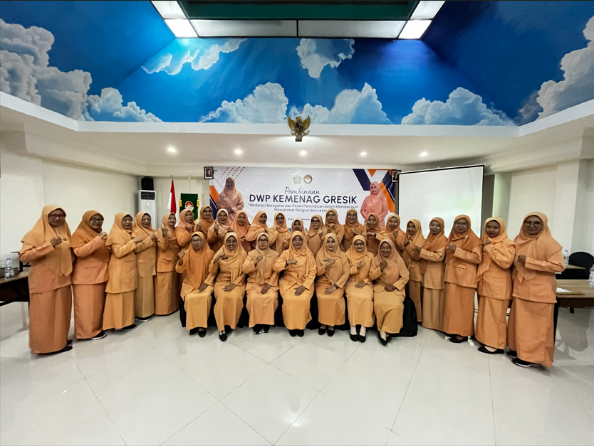 Sinergi Asta Protas dan Bunda Inklusi: DWP Kemenag Gresik Gelar Pembinaan bersama Ketua DWP Kanwil Kemenag Jatim 
