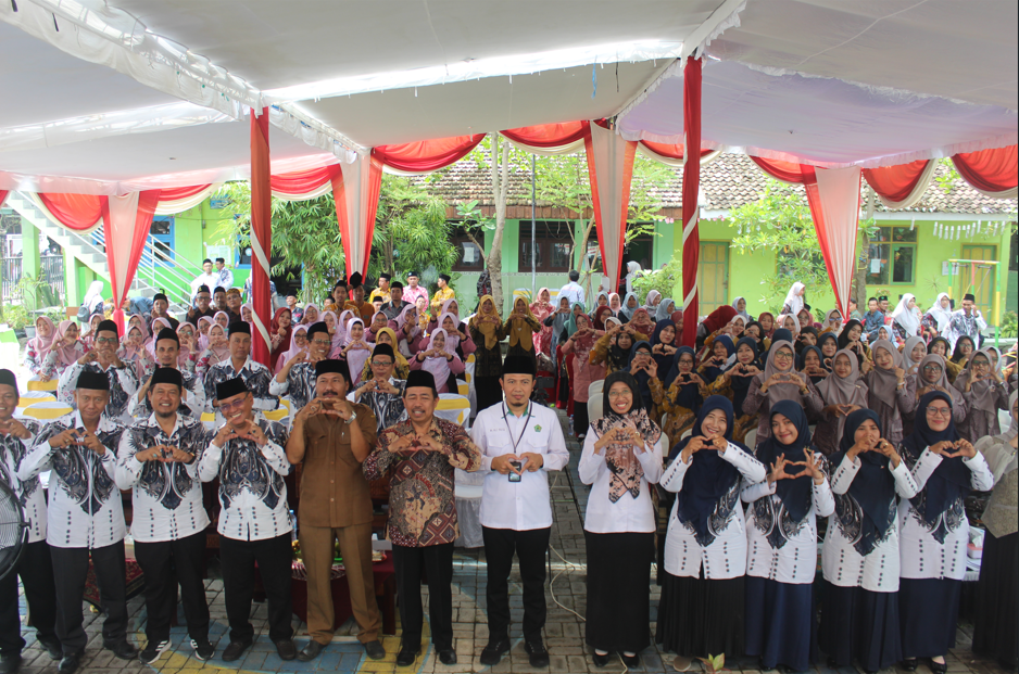 KKMI Kecamatan Cerme Gelar Halal Bihalal dan Pembinaan Perkuat Sinergi Pendidikan Madrasah