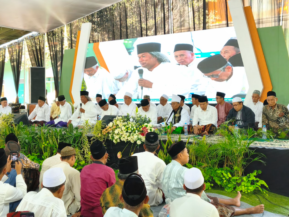 Haul ke-12 KH. Ahmad Maimun Adnan, Kemenag Gresik Tekankan Peran Pesantren Sebagai Pusat Pelayanan dan Edukasi Umat