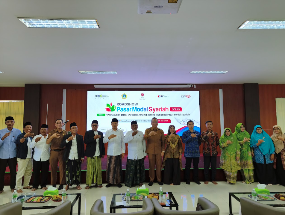 Tingkatkan Ketahanan Ekonomi Umat, Kemenag Gresik Terjunkan 36 Penyuluh Perkuat Literasi Keuangan Syariah Umat&nbsp;