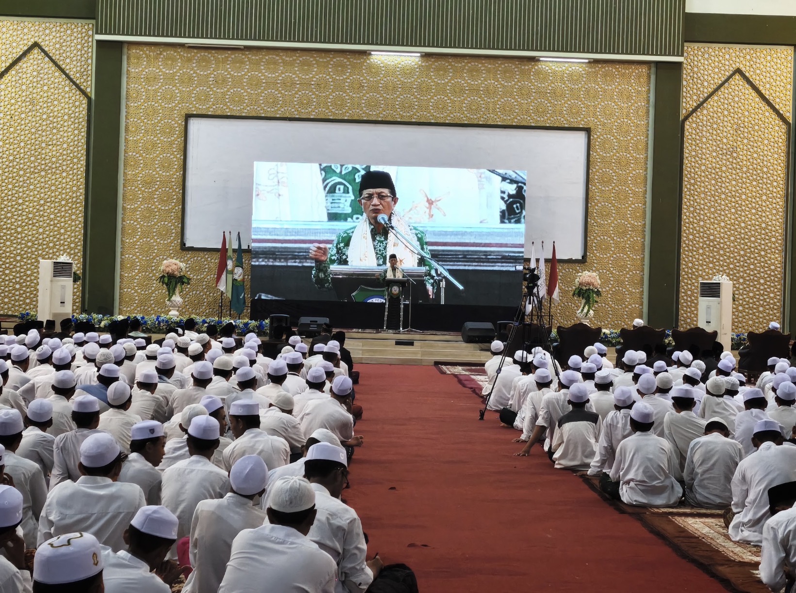 Kawal Kunjungan Menag di Gresik, Kemenag Gresik Perkuat Sinergi Umara-Ulama di PP. Mambaus Sholihin