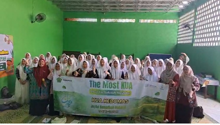KUA Kebomas Gelar The Most KUA bagi 37 Siswi MA Masyhudiyah Putri