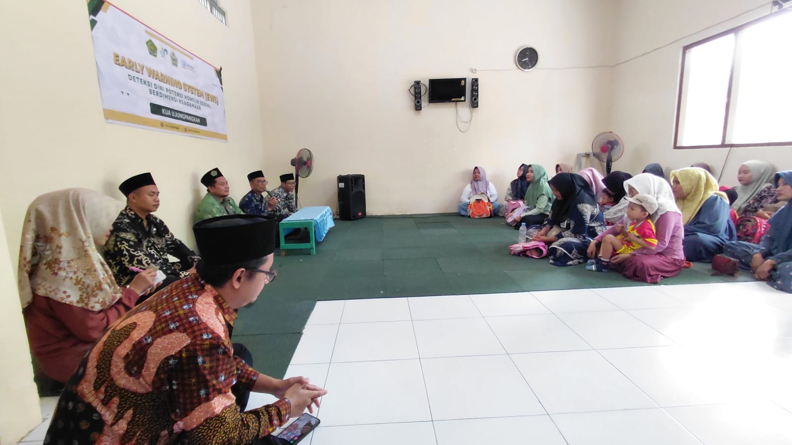 KUA Ujungpangkah Inisiasi Early Warning System Melalui Parenting Responsif