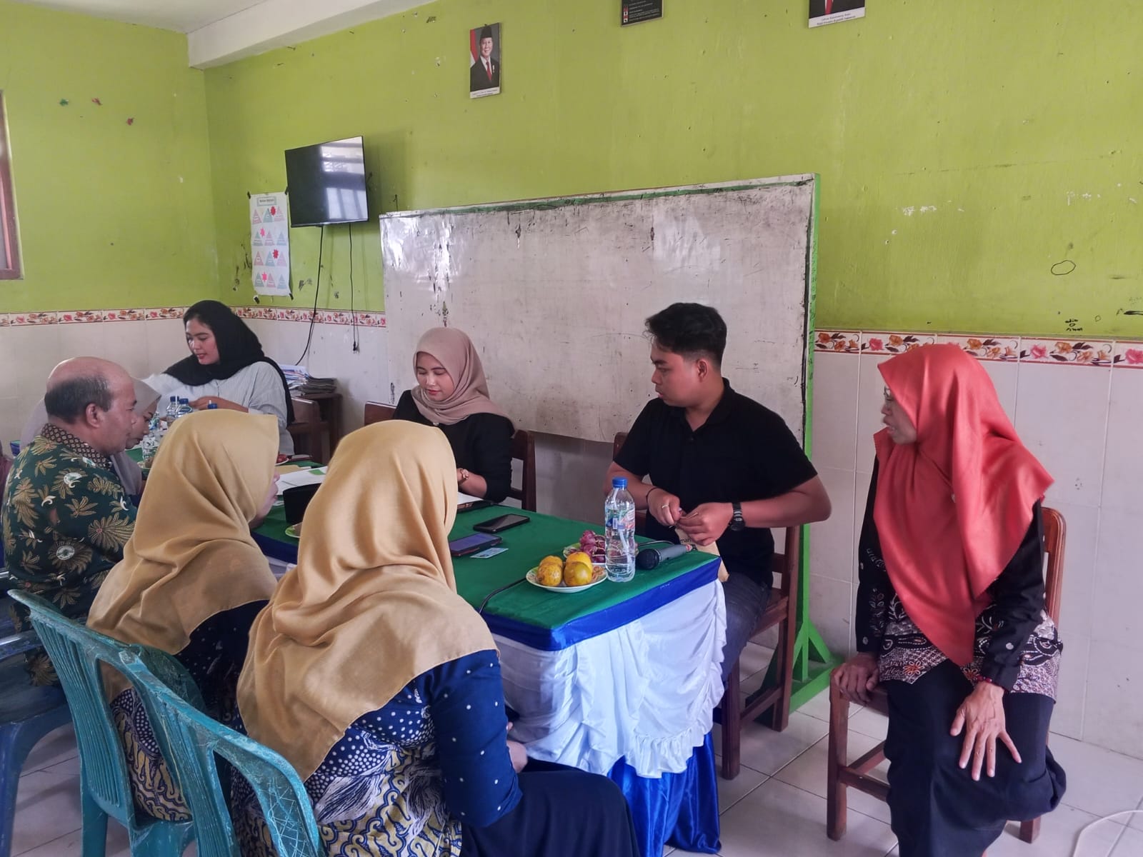 Kemenag Gresik Gandeng Bank Mandiri Jemput Bola Cairkan Dana BOP dan BOS di Kepulauan Bawean