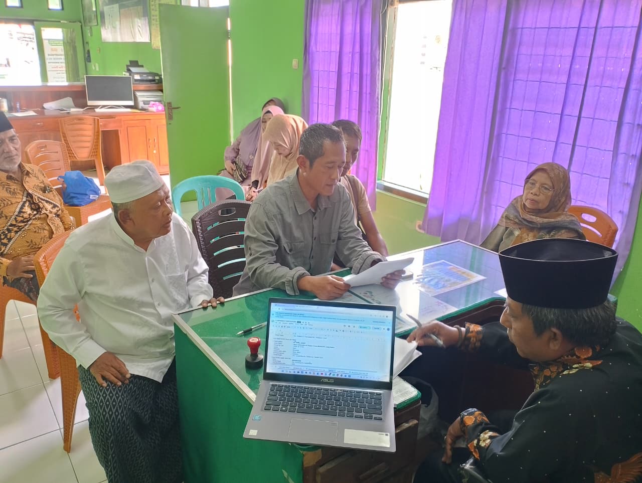 Penguatan Legalitas Aset Umat, Lahan 1.069 m&sup2; di Bawean Resmi Diikrarkan untuk Gedung Muslimat NU