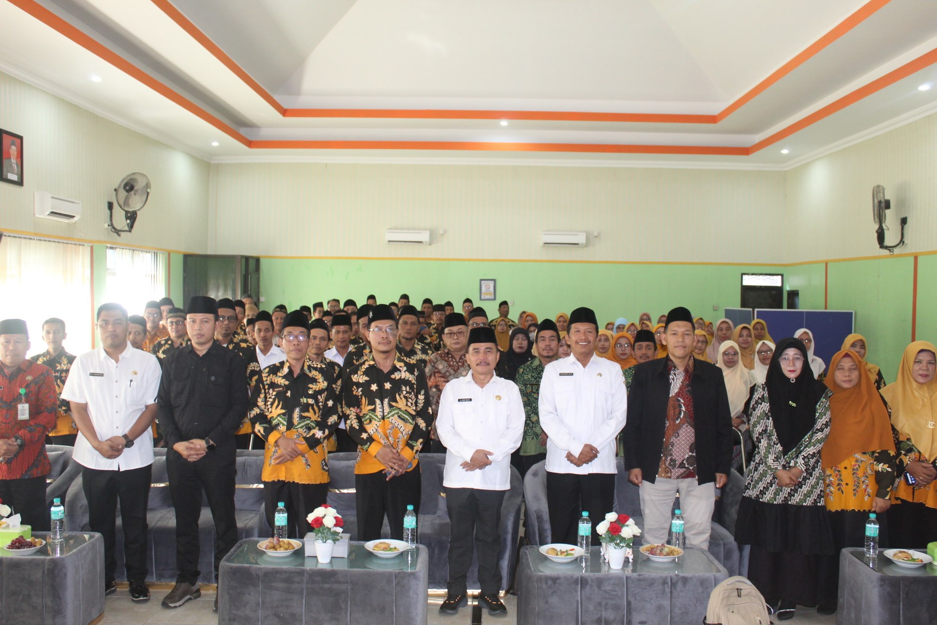 Pelatihan Kompetensi Guru PAI SMP Gresik melalui Implementasi Deep Learning dan Tahsinul Khot