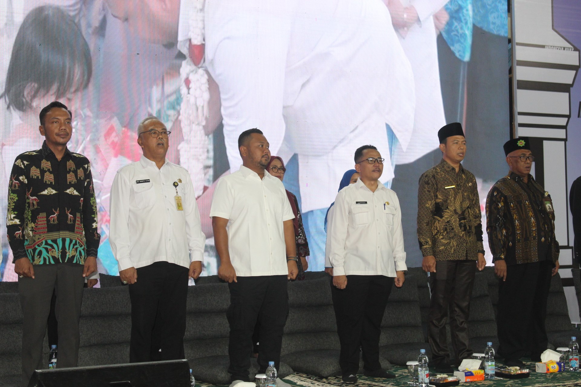 Kemenag Gresik Hadir Memeriahkan Hari Guru Nasional 2025 yang Diselenggarakan Dinas Pendidikan Kabupaten Gresik