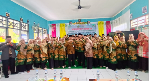 Kemenag Gresik Gelar Workshop Pembelajaran Mendalam dan Penyusunan RPP Berbasis AI
