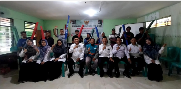 KUA Manyar Gelar Penyaluran Payung UMKM Melalui Kolaborasi UPZ dan Nurul Hayat