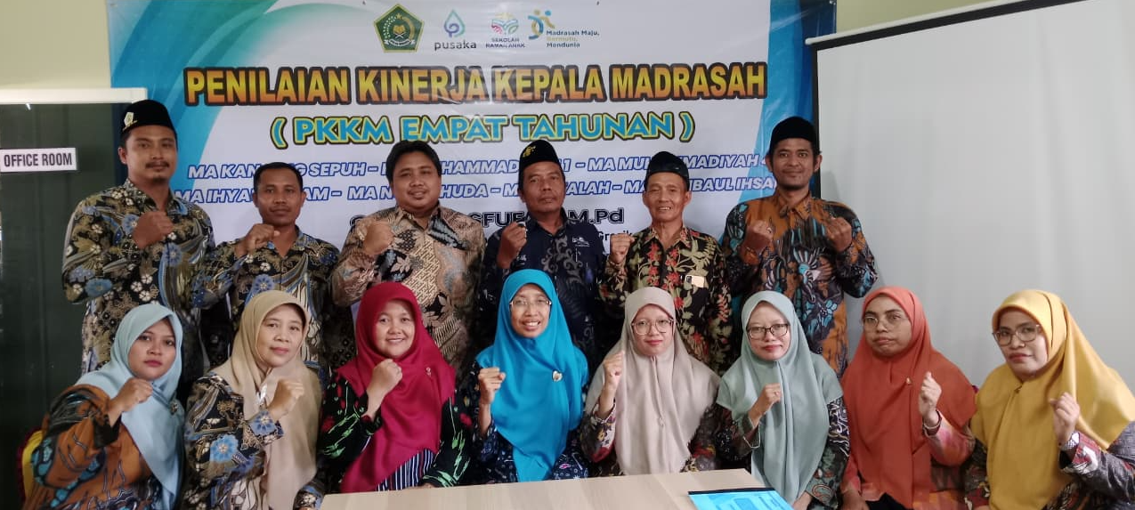 Kemenag Gresik Gelar Penilaian Kinerja Kepala Madrasah (PKKM) MA 05 di Sidayu