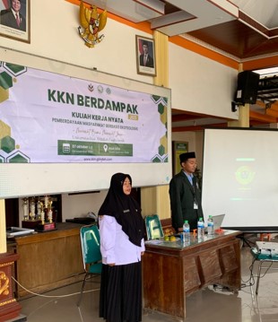 KUA Driyorejo dan KUA Kedamean Sinergi Pembinaan Keagamaan untuk Peningkatan Kualitas SDM Ibu-Ibu PKK