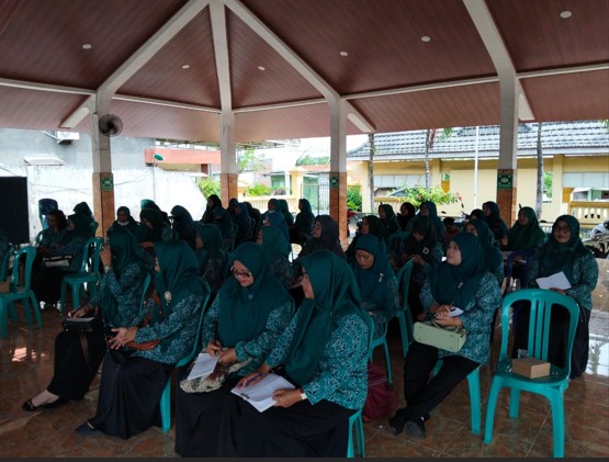 KUA Driyorejo Perkuat Ketahanan Keluarga melalui Penyuluhan Pencegahan Pernikahan Dini