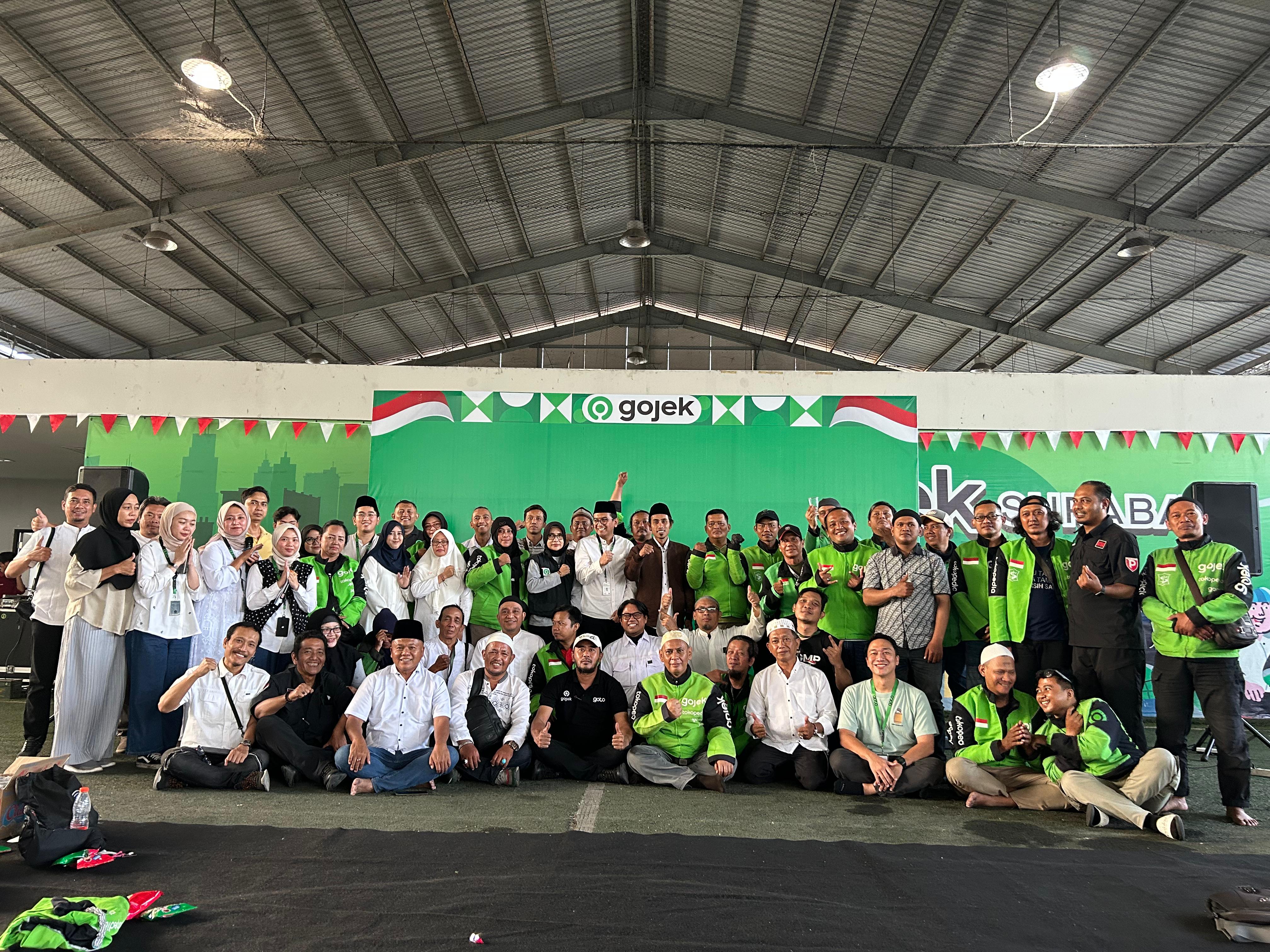 KUA Menganti Ajak Driver Gojek Jaga Iman di Tengah Kesibukan Jalanan