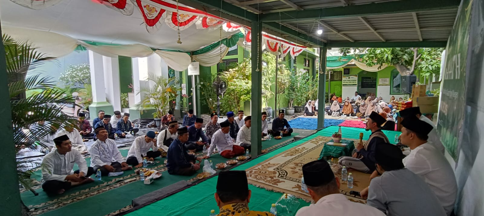KUA Kebomas Gelar Majelis Maulidur Rosul :  Pererat Ukhuwah Islamiyah dan Sinergitas Komunitas Binaan