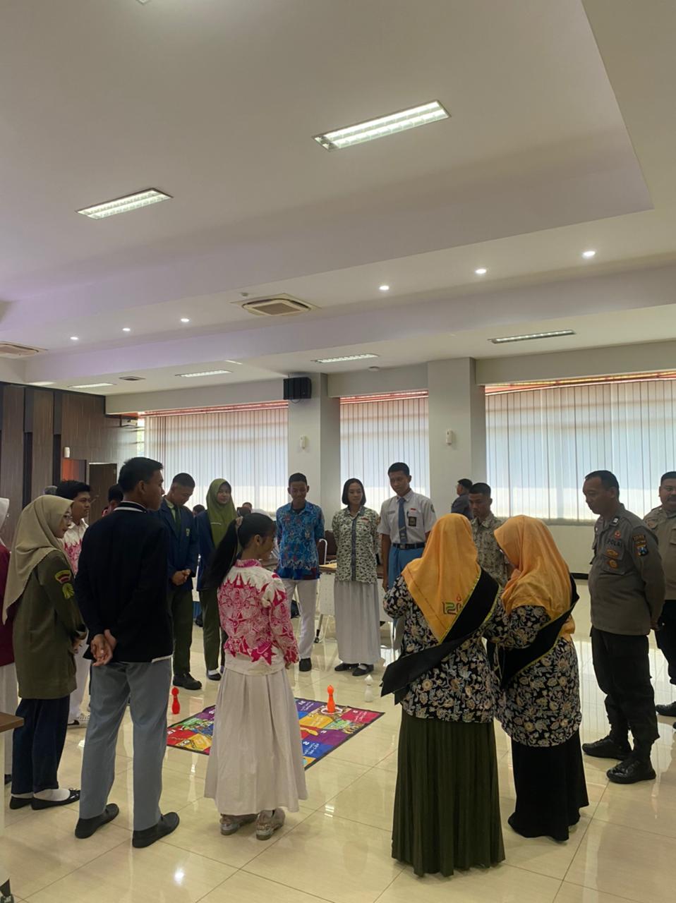 Perkuat Jati Diri Bangsa :  Pelajar Gresik Dilatih Jadi Duta Moderasi Beragama Oleh Penyuluh Agama Kemenag Gresik